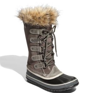 SOREL Joan of Artic Grey Suede